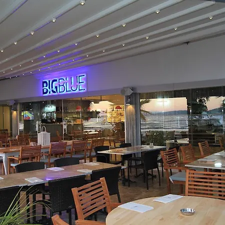 מלון Big Blue 2*